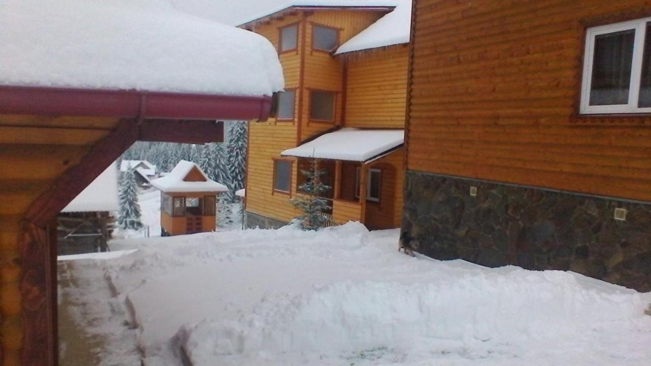 Hotel Marichka Yablunytsya Esterno foto