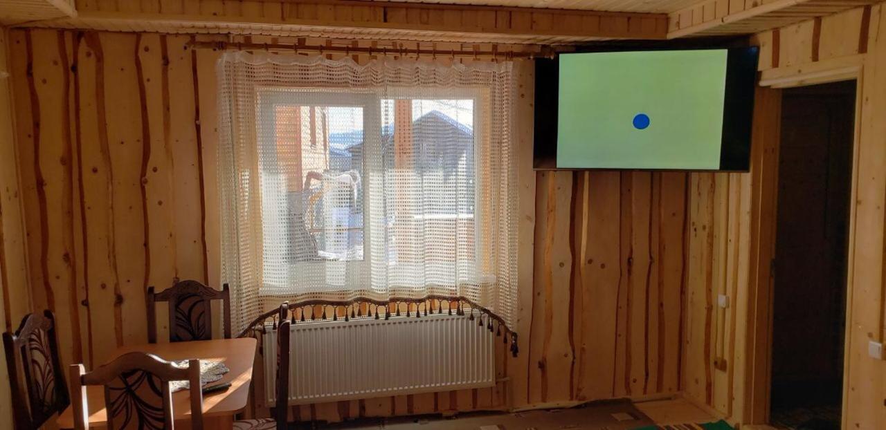 Hotel Marichka Yablunytsya Esterno foto